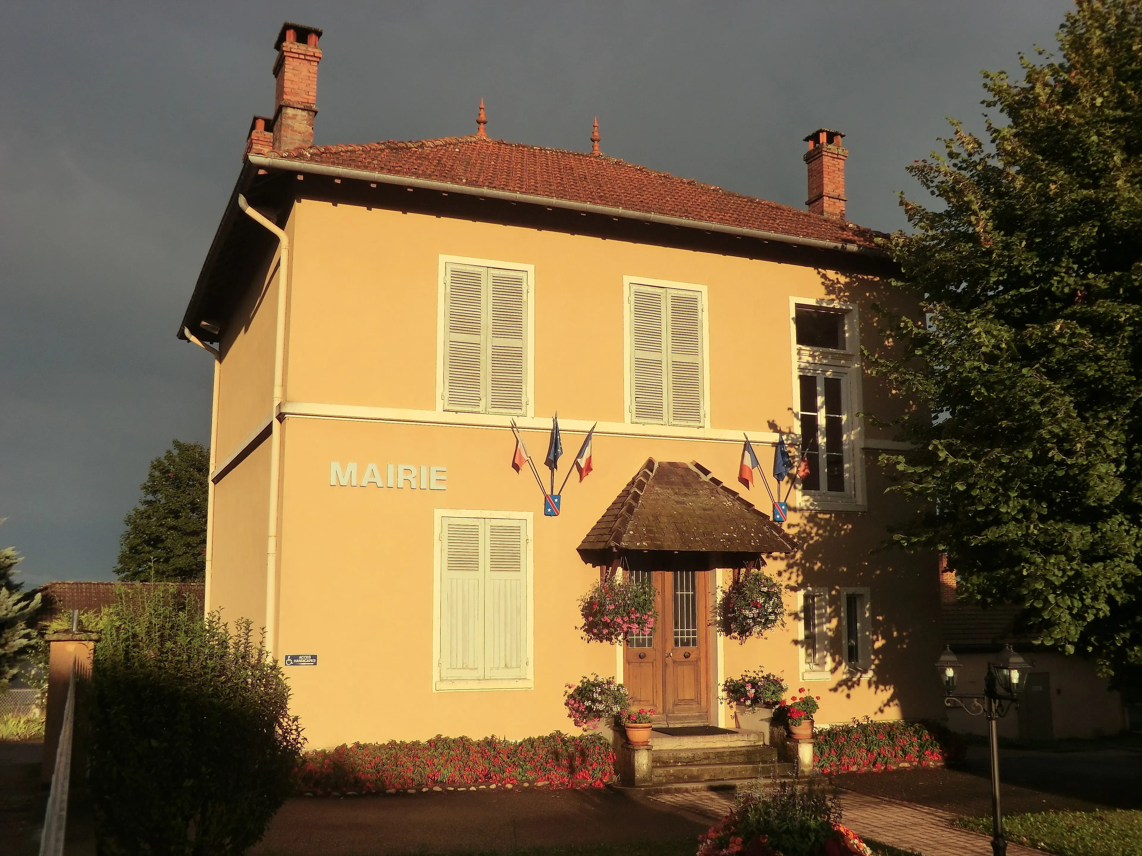 Vue de Rignieux-le-Franc