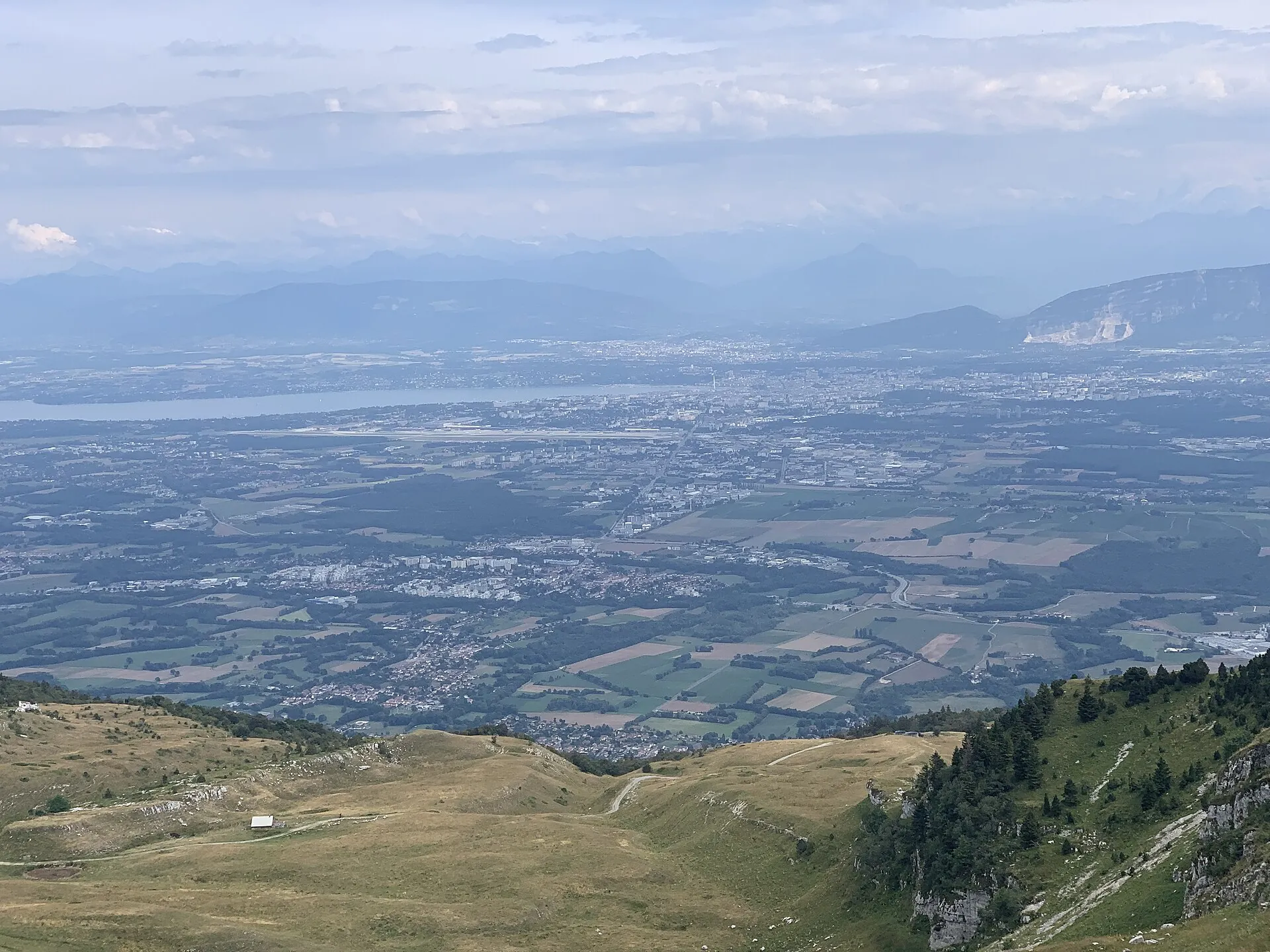 Vue de Saint-Genis-Pouilly
