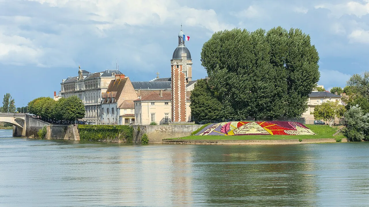 Vue de Saint-Laurent-sur-Saône