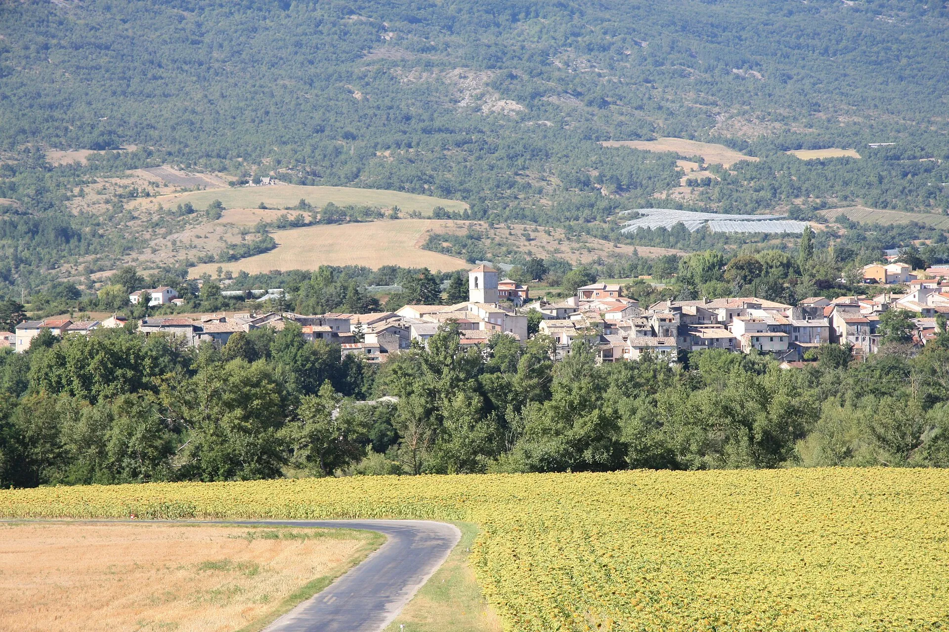 Vue de Laragne-Montéglin