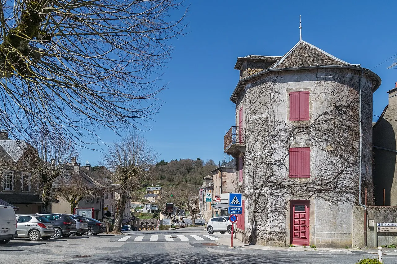Vue de Salles-Curan