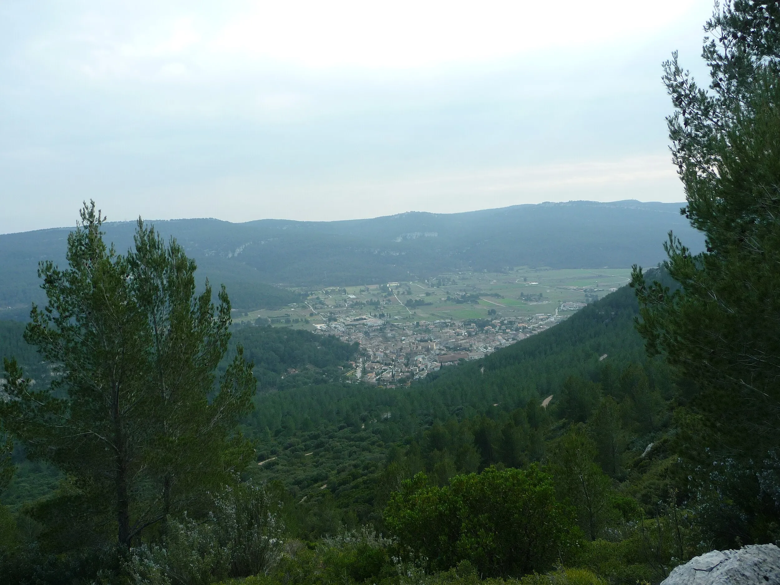 Vue de Cuges-les-Pins
