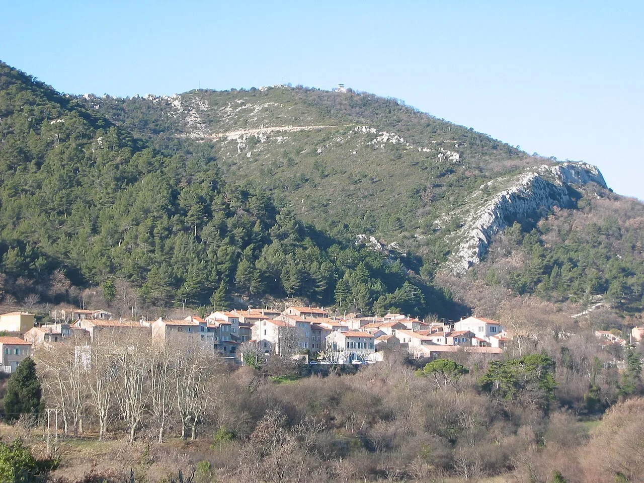 Vue de Saint-Savournin
