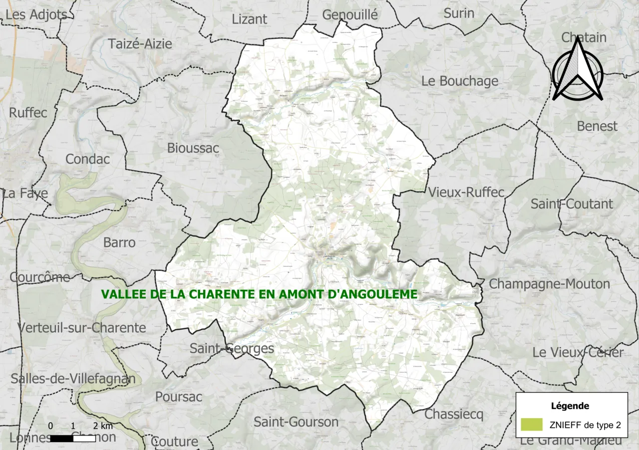 Vue de Nanteuil-en-Vallée