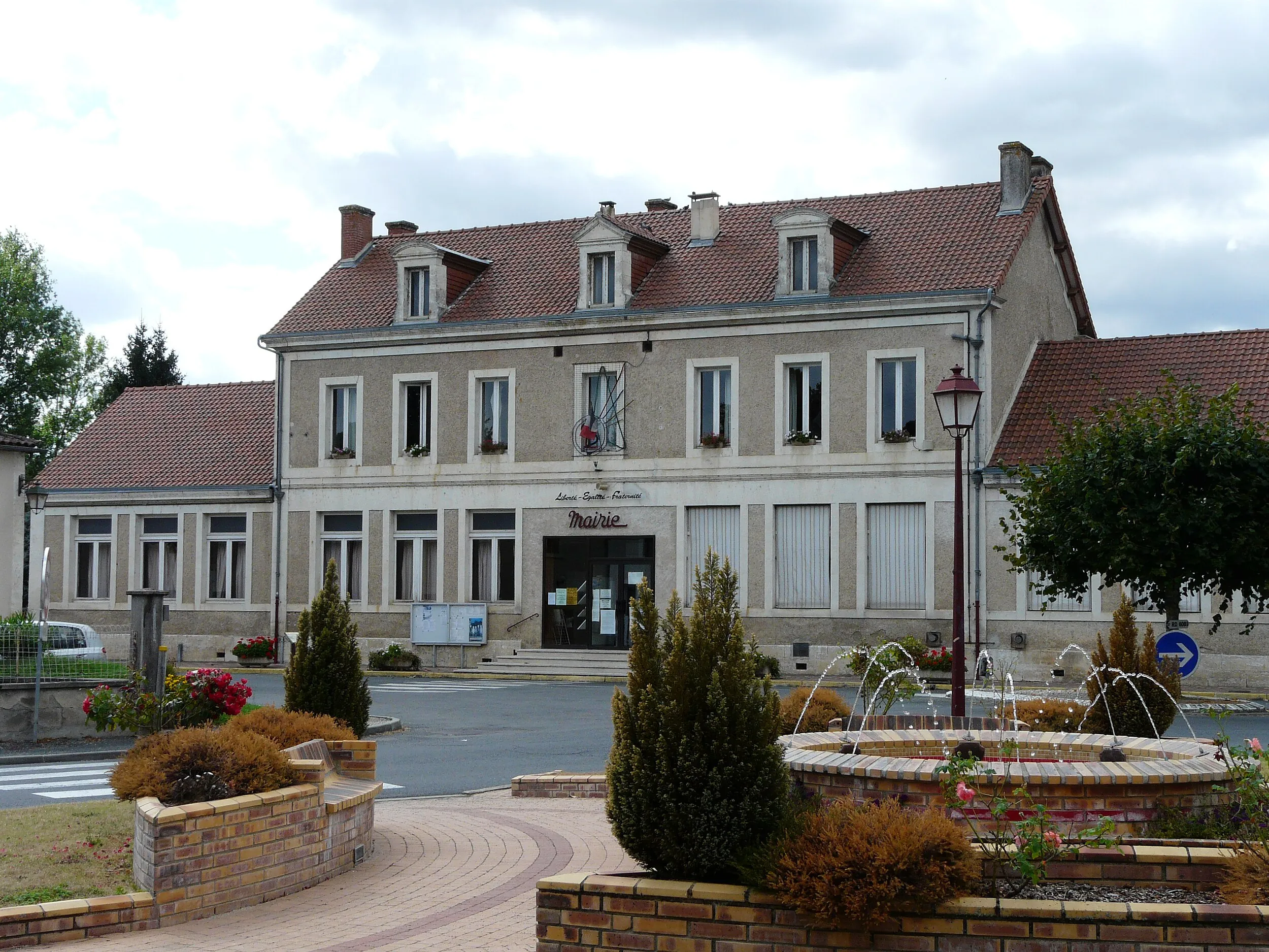 Vue de Saint-Léon-sur-l'Isle
