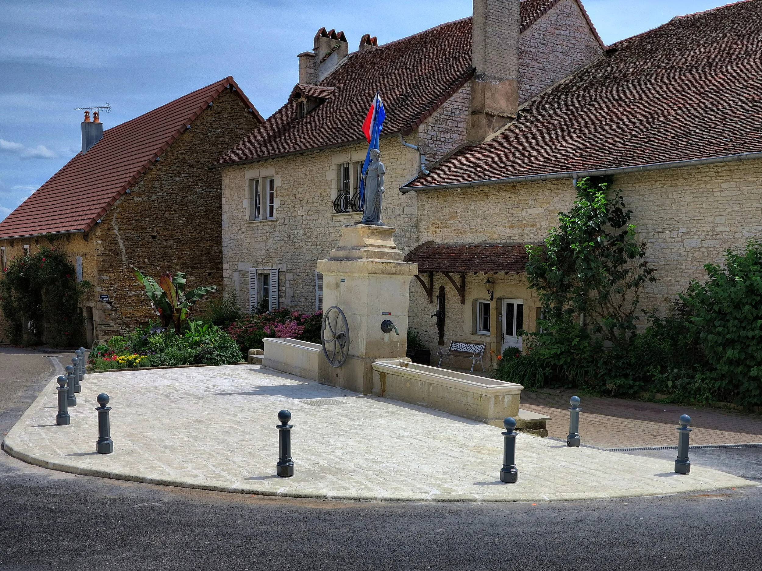 Vue de Chemaudin et Vaux