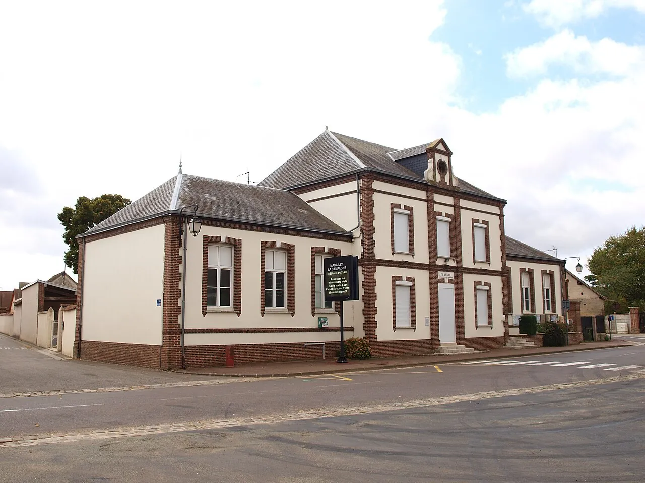 Vue de Marcilly-la-Campagne