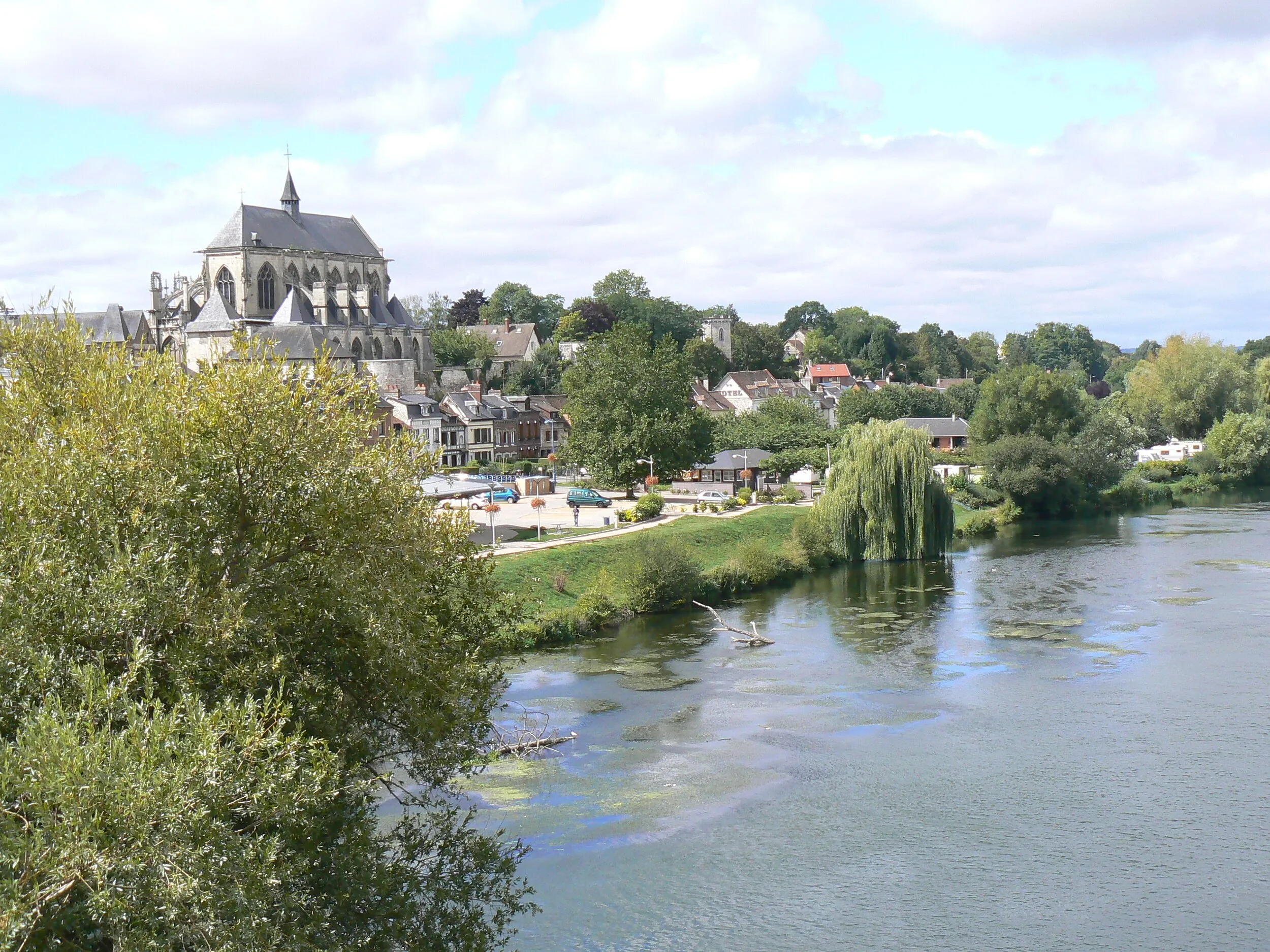 Vue de Pont-de-l'Arche