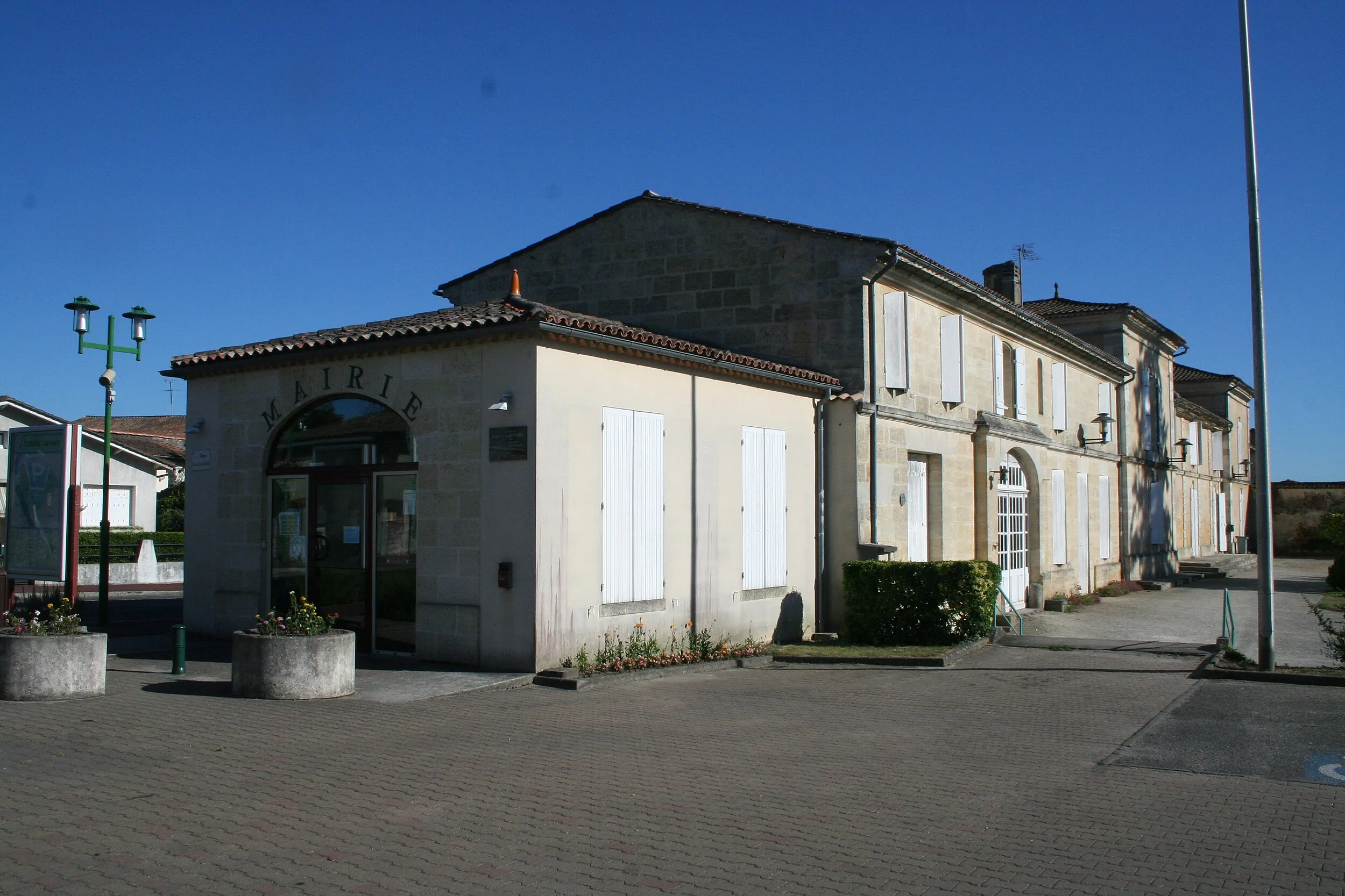 Vue de Cubzac-les-Ponts