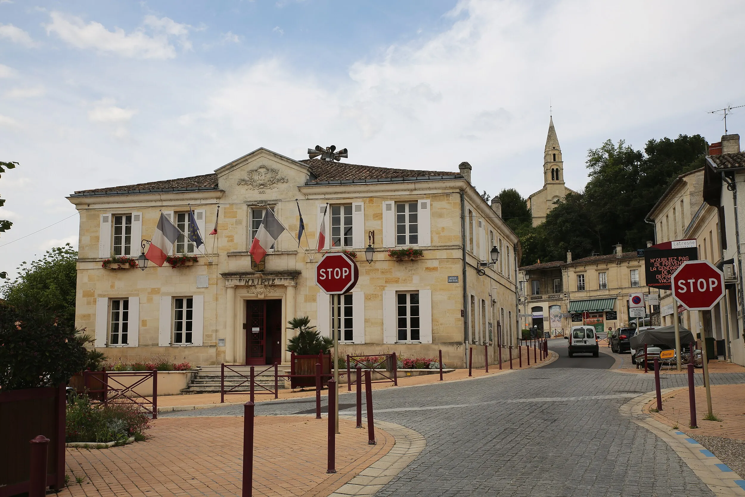 Vue de Latresne