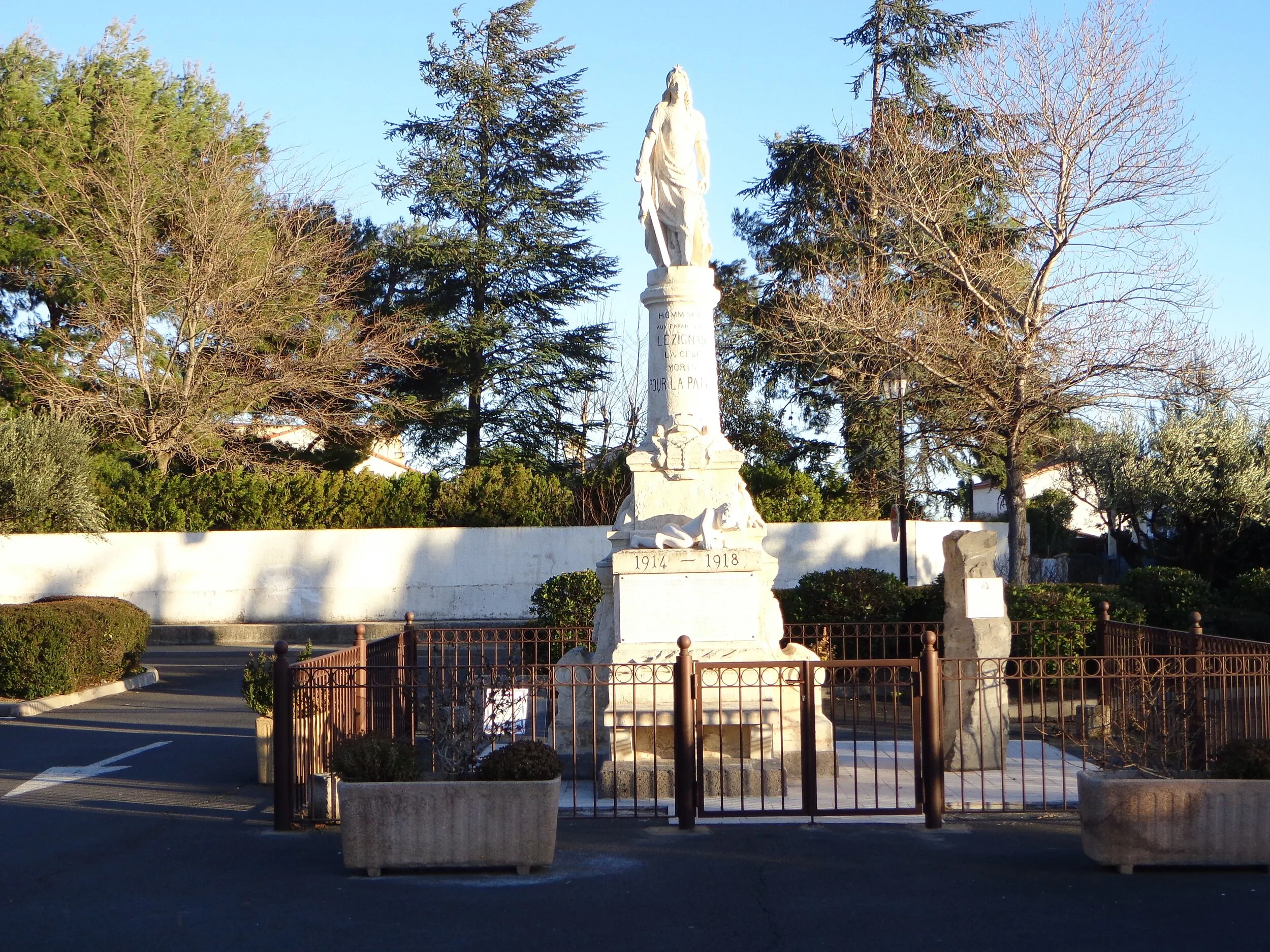 Vue de Lézignan-la-Cèbe