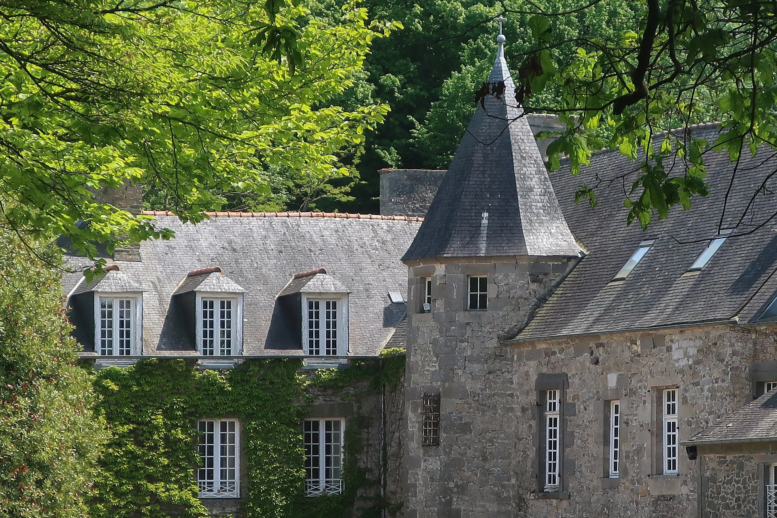 Vue de Pleugueneuc