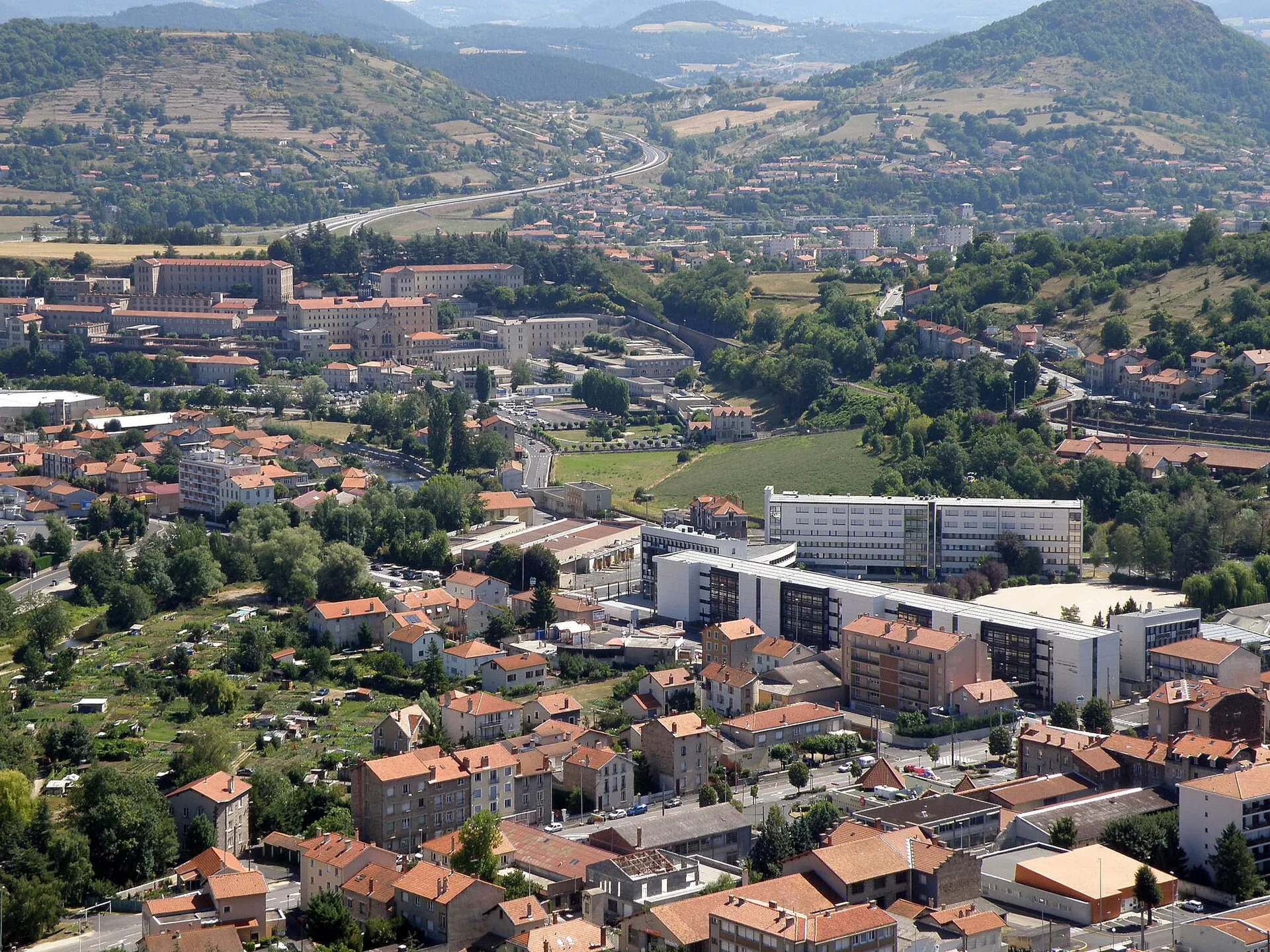 Vue de Brives-Charensac