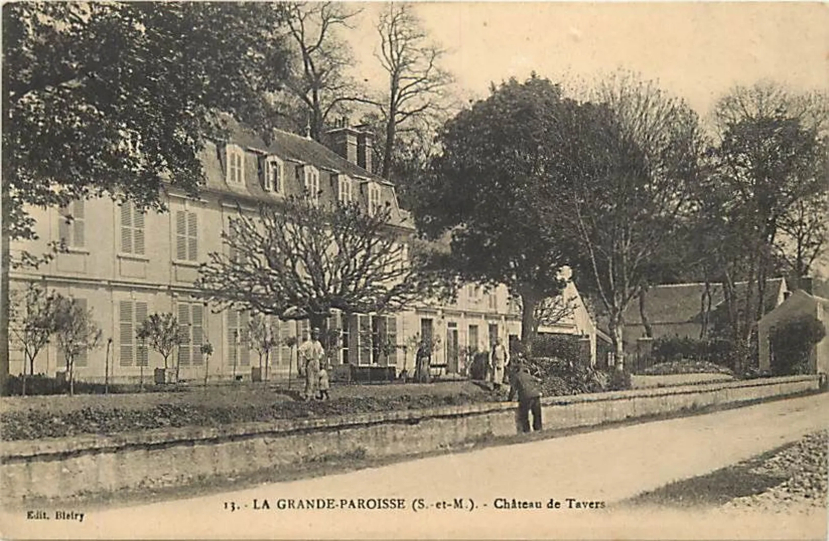 Vue de Tavers