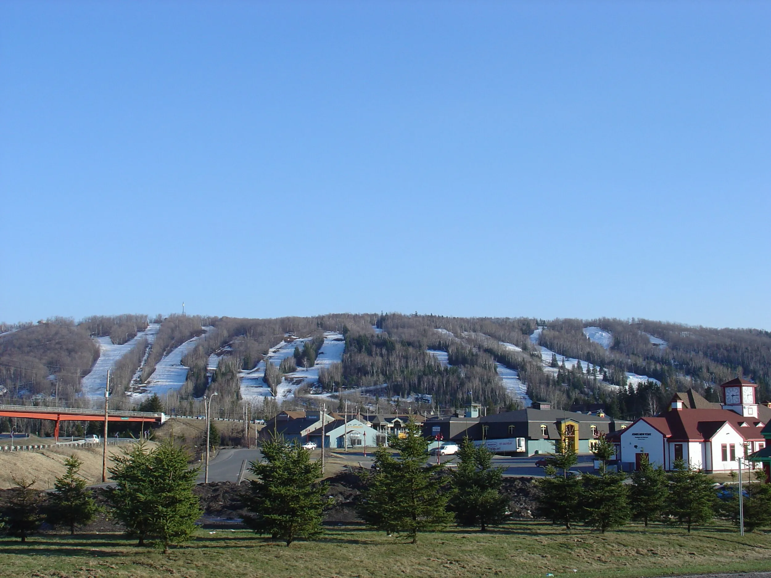 Vue de Saint-Sauveur
