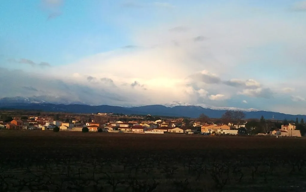 Vue de Saint-Jean-Lasseille