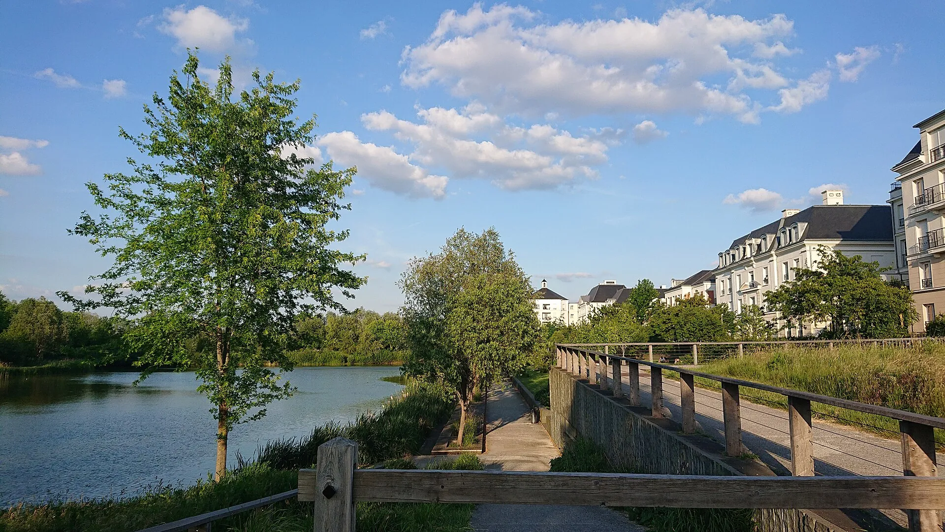 Vue de Serris