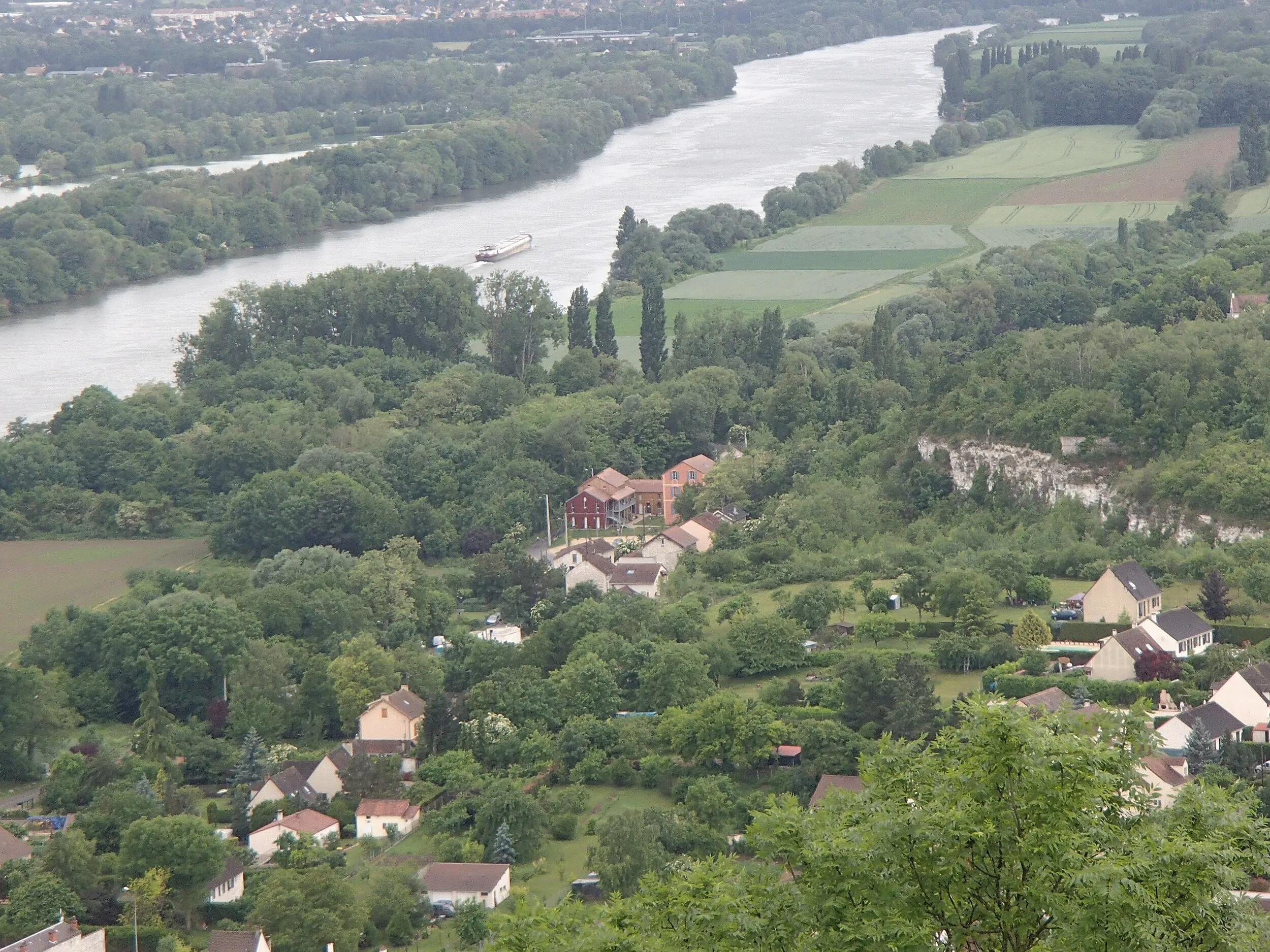 Vue de Follainville-Dennemont