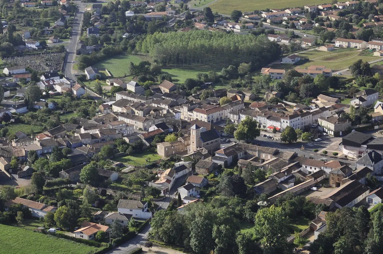 Vue de Lezay