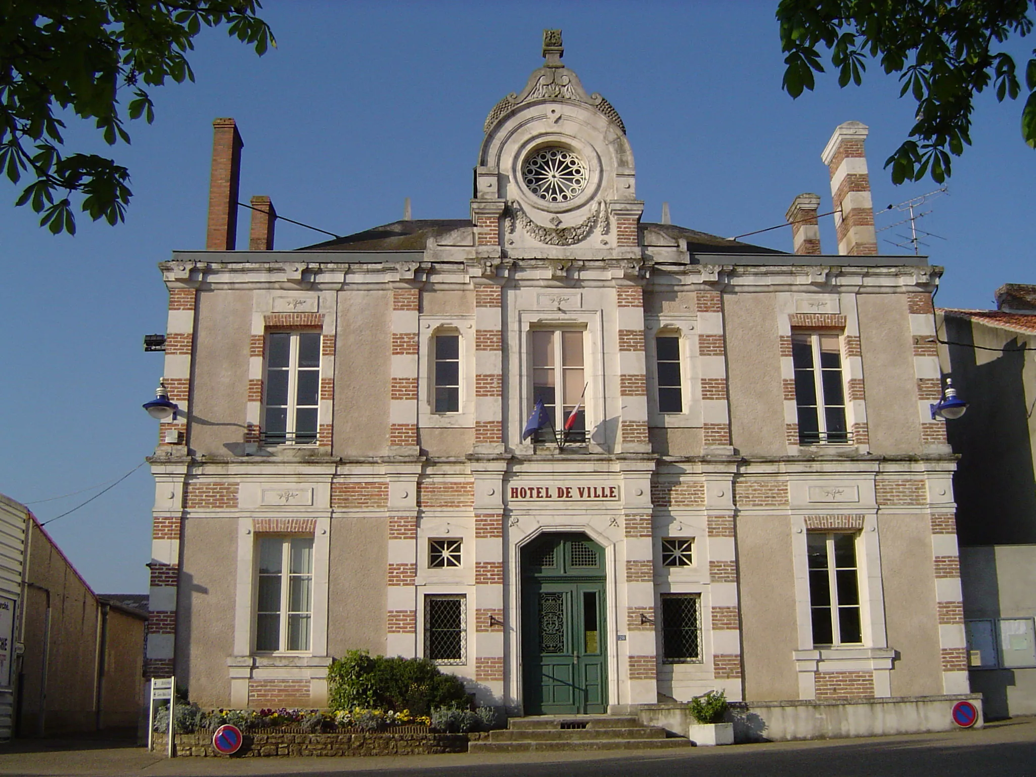 Vue de Thénezay