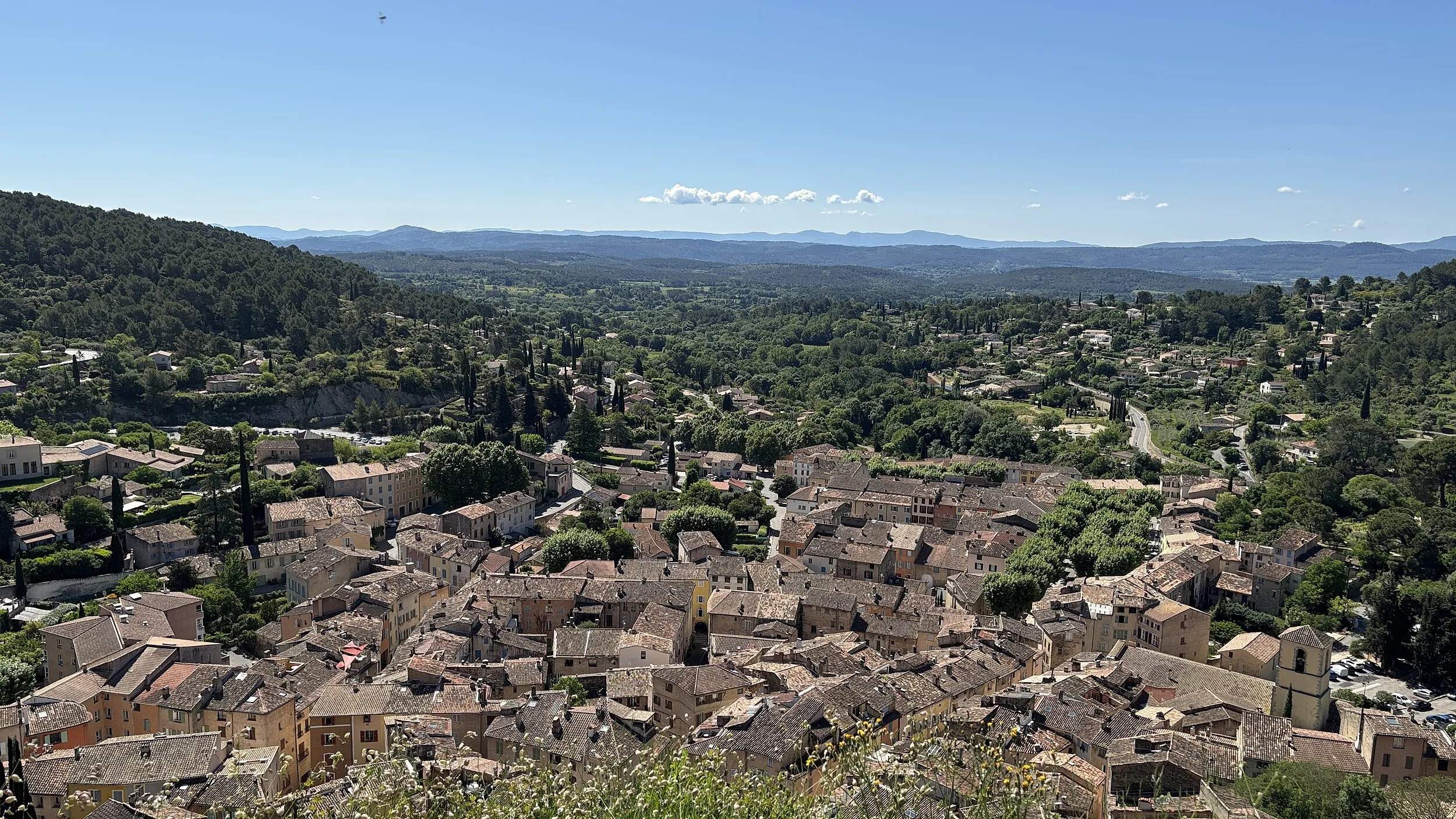 Vue de Cotignac