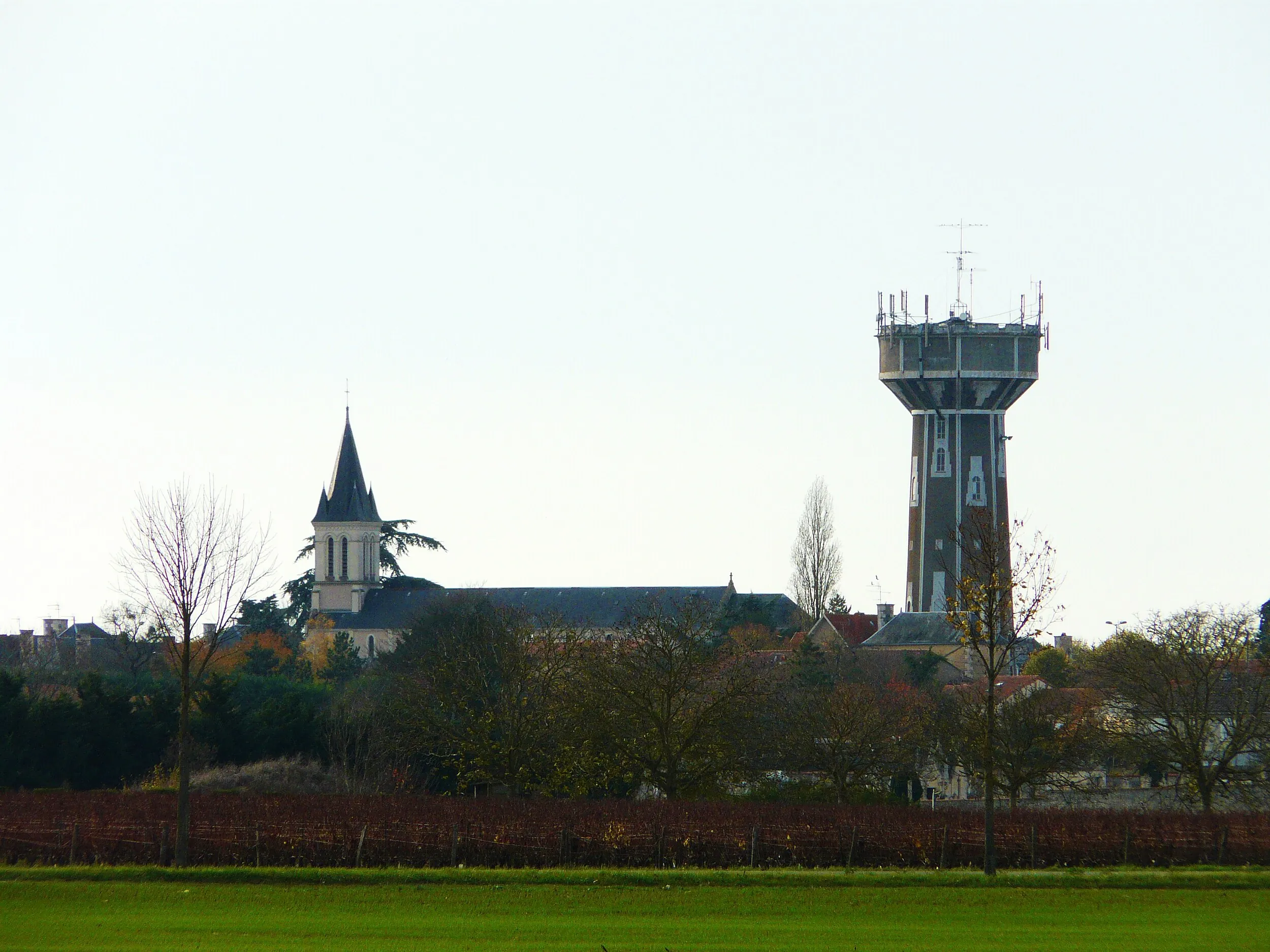 Vue de Neuville-de-Poitou